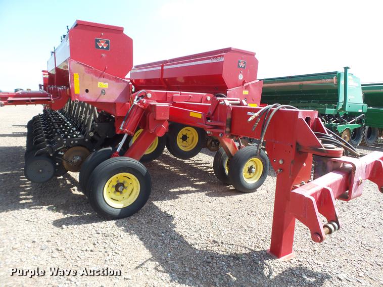 image for item FS9536 Sunflower 9434-40 no-till grain drill