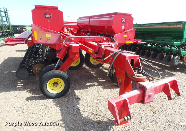 image for item FS9536 Sunflower 9434-40 no-till grain drill