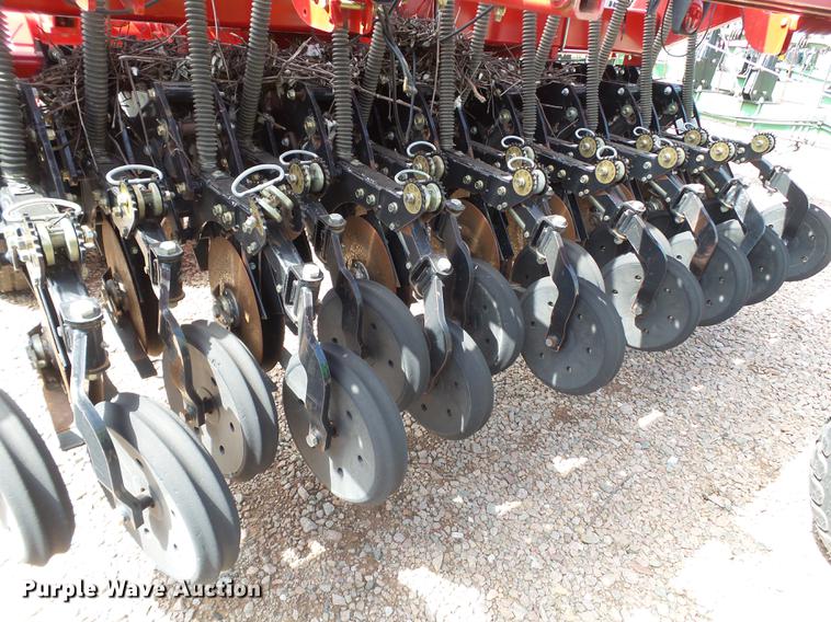 image for item FS9536 Sunflower 9434-40 no-till grain drill