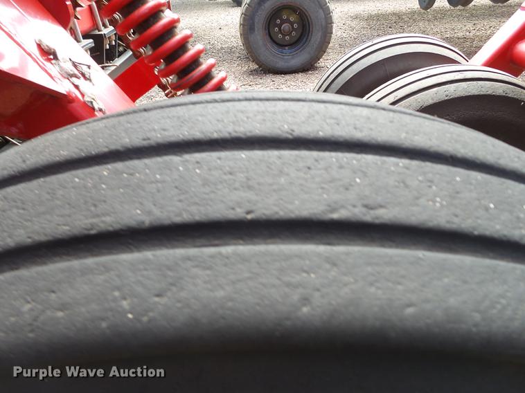 image for item FS9536 Sunflower 9434-40 no-till grain drill