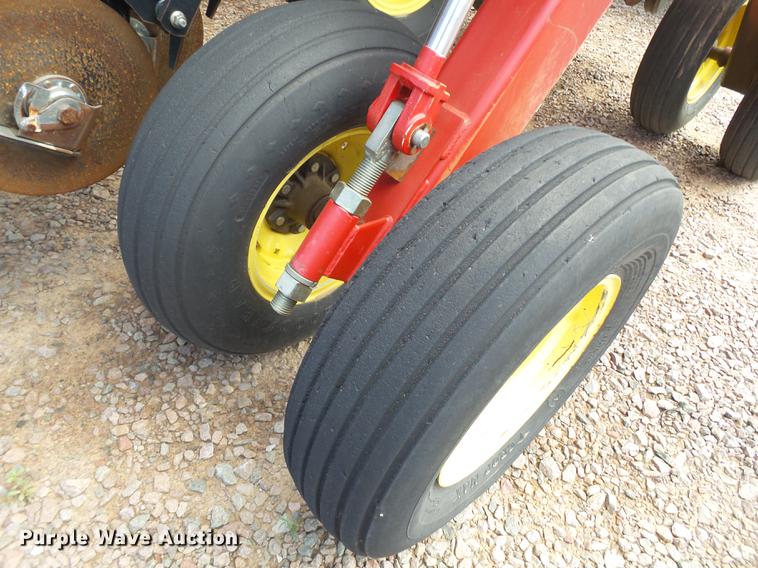 image for item FS9536 Sunflower 9434-40 no-till grain drill