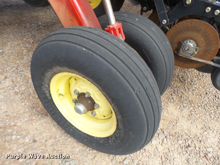 image for item FS9536 Sunflower 9434-40 no-till grain drill