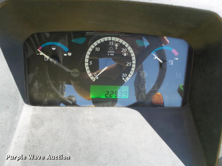 image for item FS9545 2015 John Deere 5065E tractor