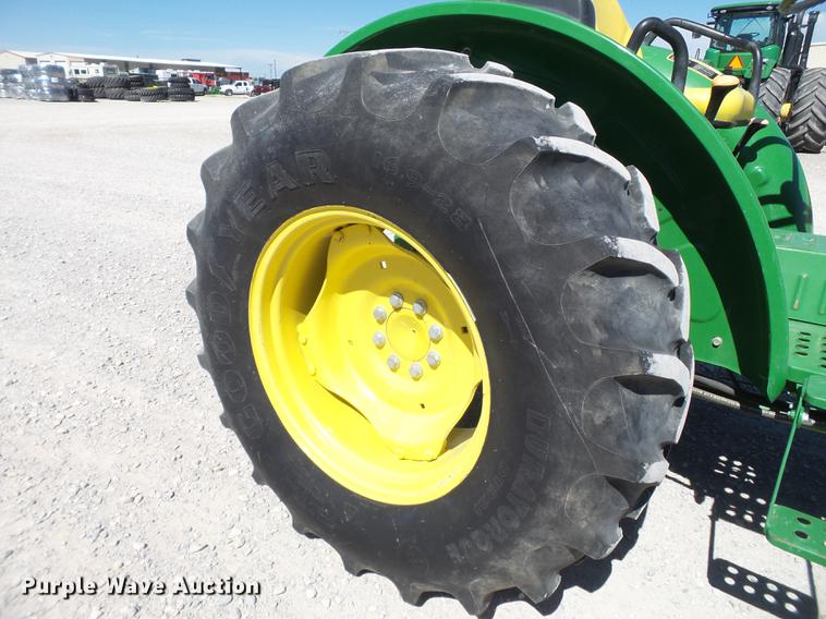 image for item FS9545 2015 John Deere 5065E tractor