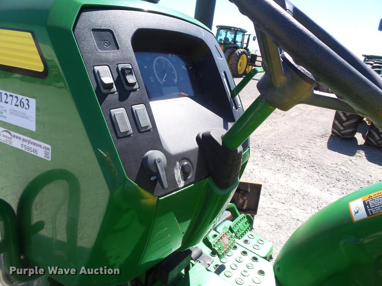 image for item FS9546 2015 John Deere 5065E tractor