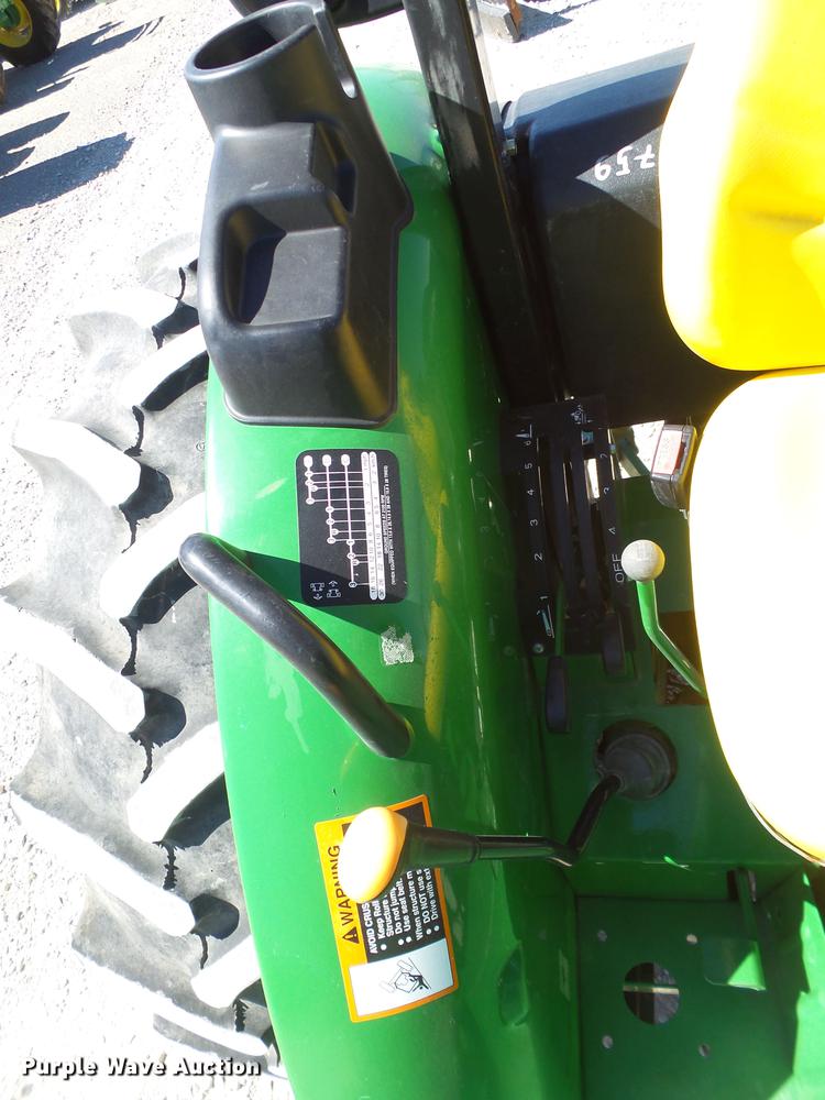 image for item FS9546 2015 John Deere 5065E tractor