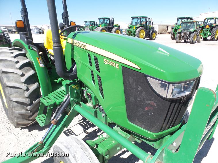 image for item FS9547 2016 John Deere 5065E tractor