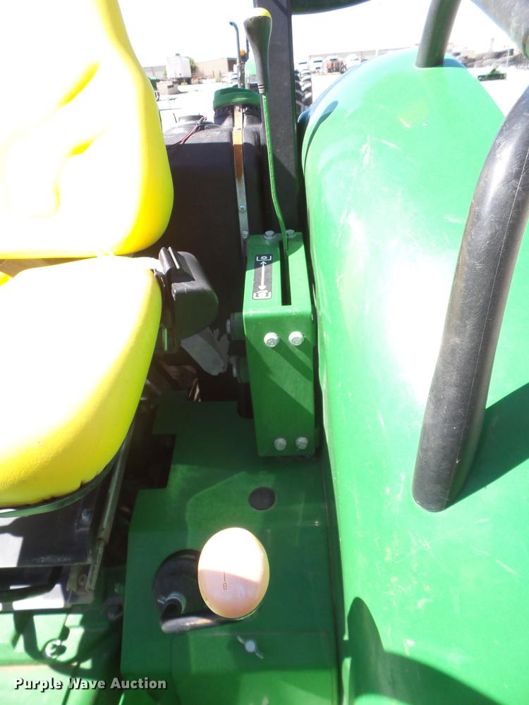 image for item FS9547 2016 John Deere 5065E tractor