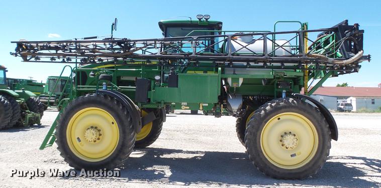 image for item FS9550 2010 John Deere 4730 sprayer