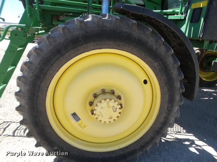image for item FS9550 2010 John Deere 4730 sprayer