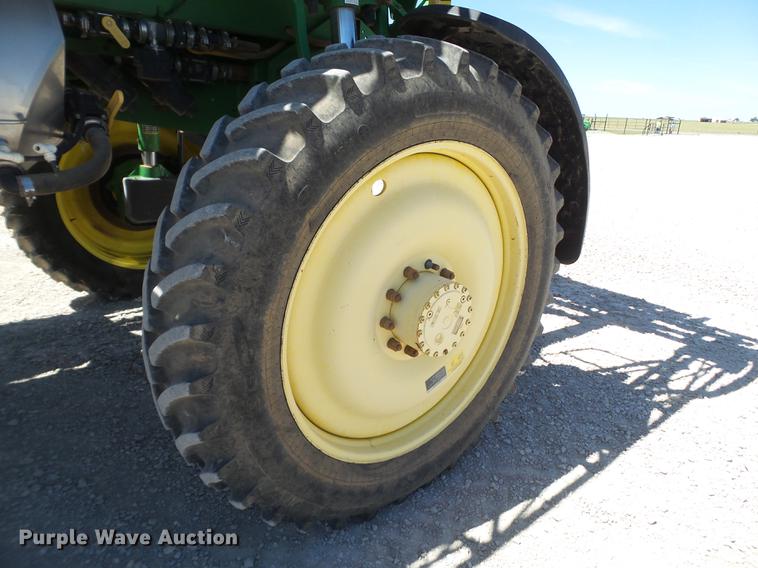 image for item FS9550 2010 John Deere 4730 sprayer