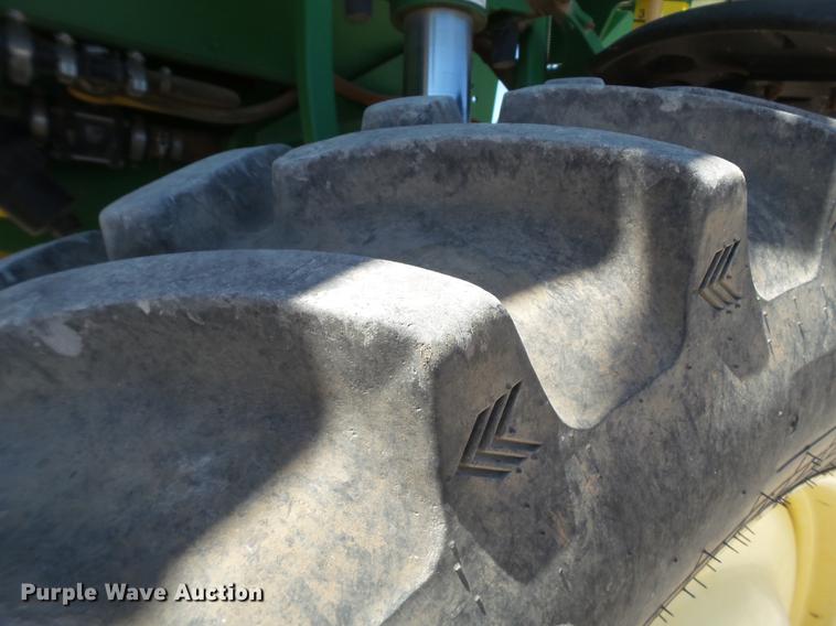 image for item FS9550 2010 John Deere 4730 sprayer