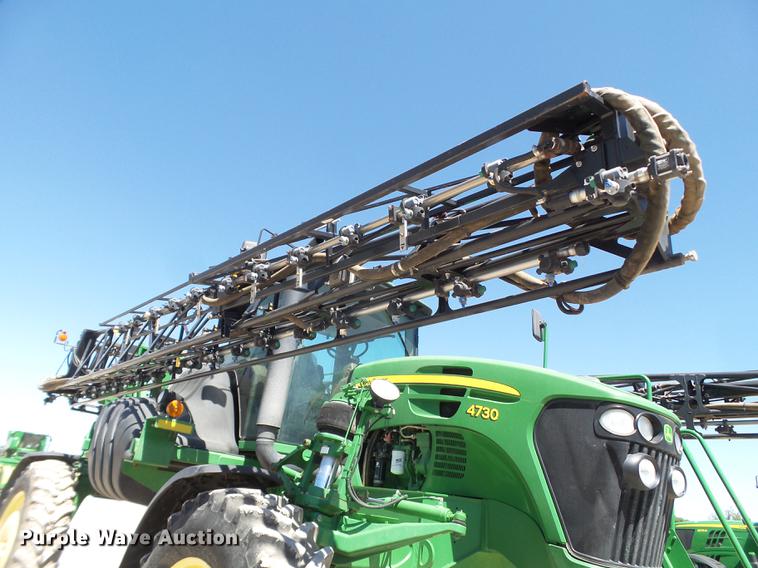 image for item FS9550 2010 John Deere 4730 sprayer