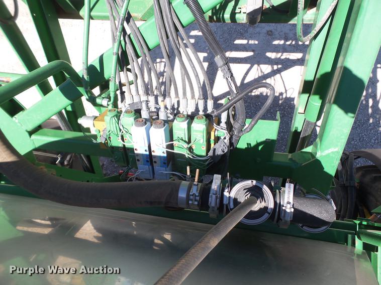 image for item FS9550 2010 John Deere 4730 sprayer