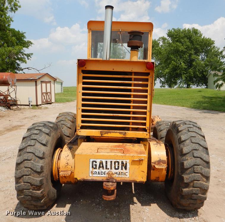 image for item FT9505 1972 Galion T500L rigid frame motor grader