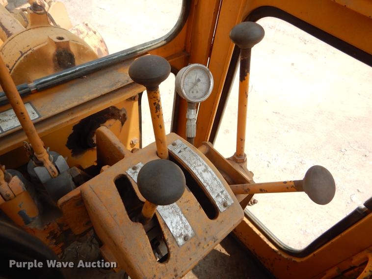 image for item FT9505 1972 Galion T500L rigid frame motor grader