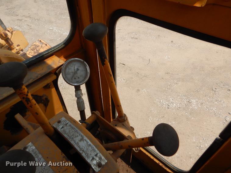 image for item FT9505 1972 Galion T500L rigid frame motor grader