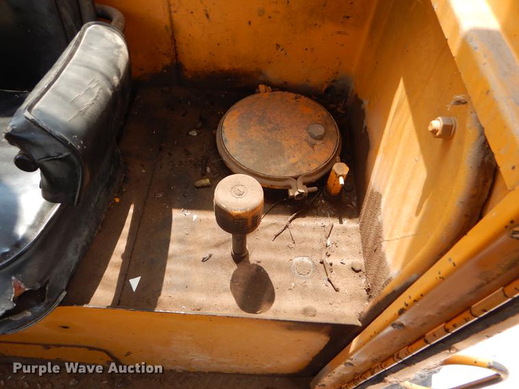 image for item FT9505 1972 Galion T500L rigid frame motor grader