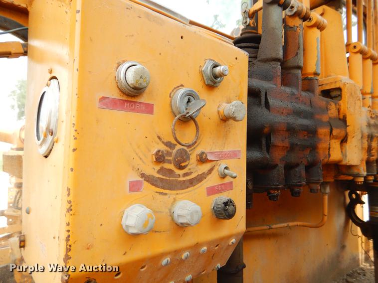 image for item FT9505 1972 Galion T500L rigid frame motor grader
