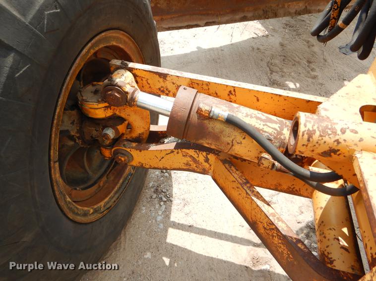 image for item FT9505 1972 Galion T500L rigid frame motor grader