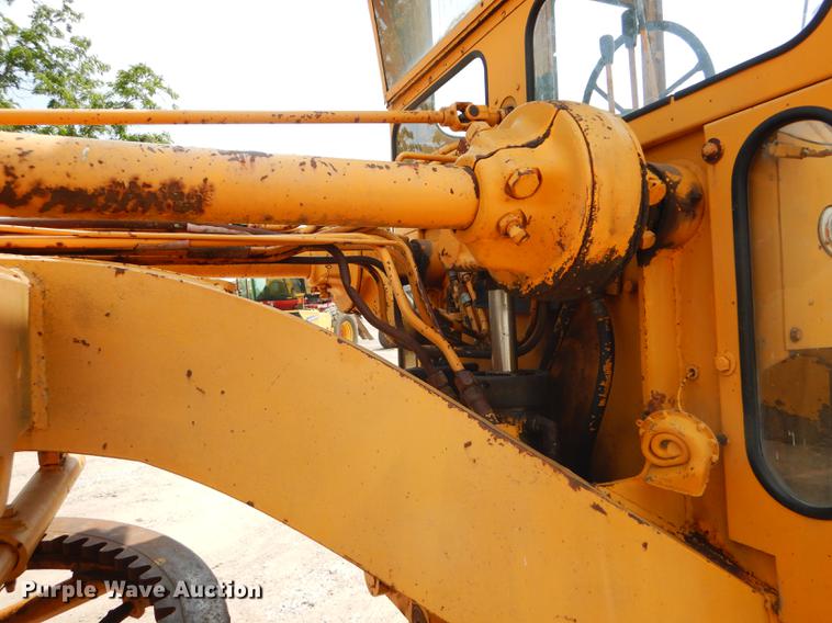 image for item FT9505 1972 Galion T500L rigid frame motor grader