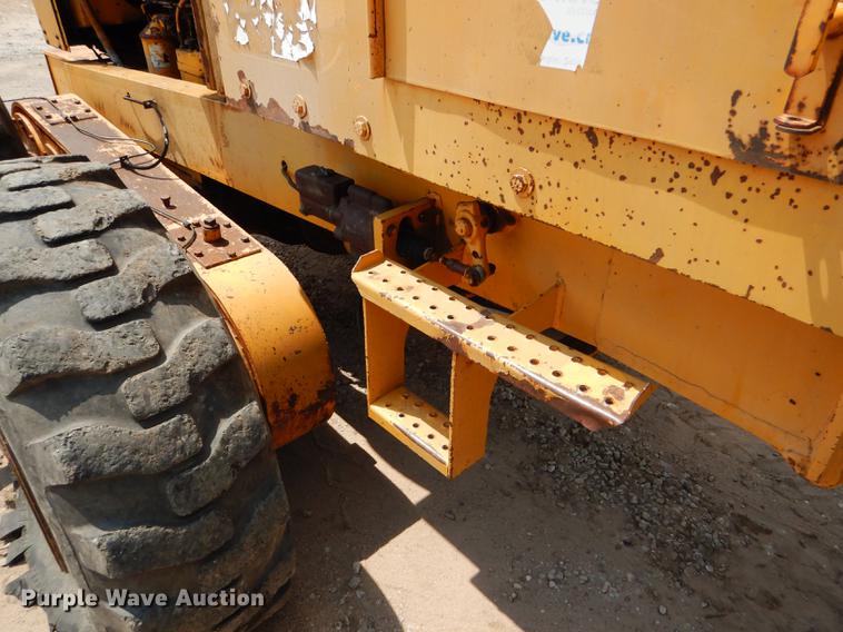 image for item FT9505 1972 Galion T500L rigid frame motor grader