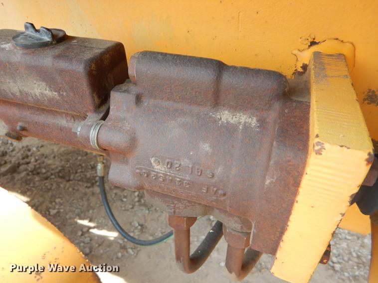 image for item FT9505 1972 Galion T500L rigid frame motor grader