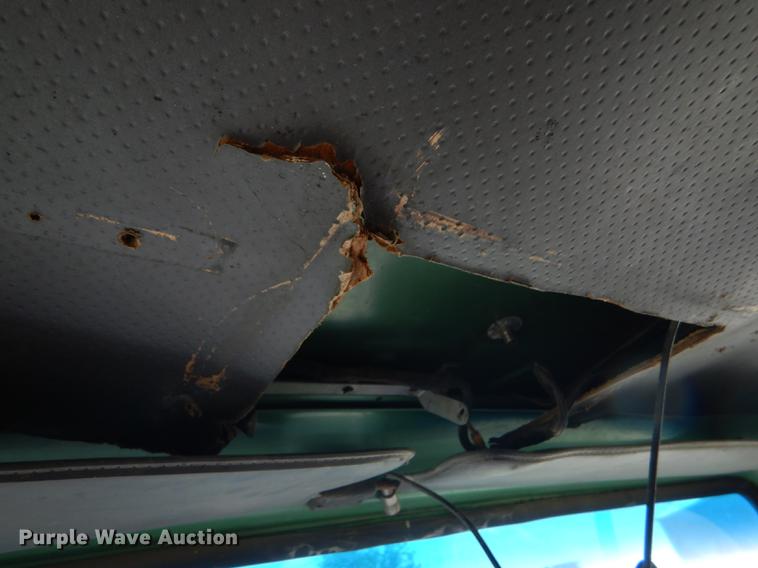 image for item FT9507 1973 Ford T802 grain truck