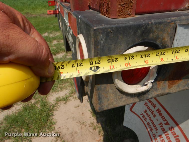 image for item FT9507 1973 Ford T802 grain truck