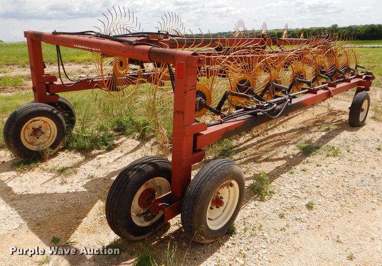 image for item FT9541 Hesston 3986 hay rake