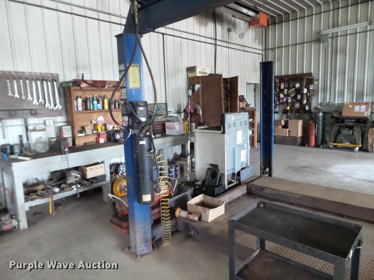 image for item DC4577 Bend-Pac SP12SS four post automotive lift