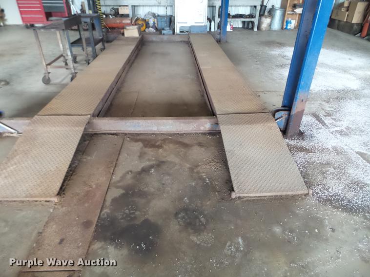 image for item DC4577 Bend-Pac SP12SS four post automotive lift