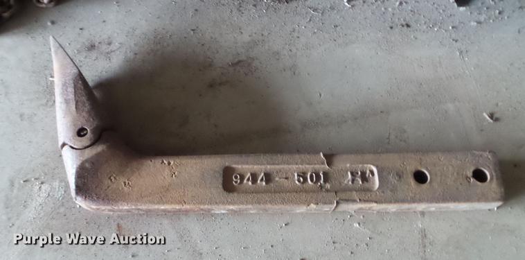 image for item DC4579 EBI 33"W excavator bucket
