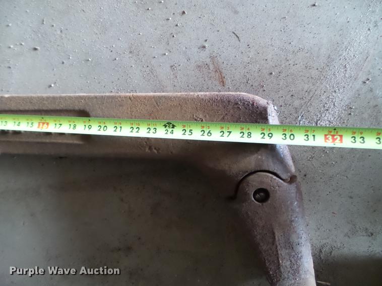 image for item DC4579 EBI 33"W excavator bucket