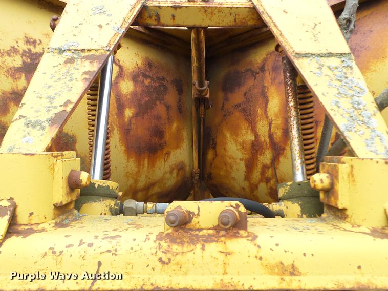 image for item DC4580 Omsteel 880 v-plow