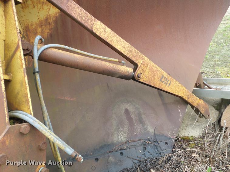 image for item DC4580 Omsteel 880 v-plow