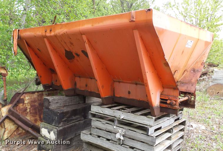 image for item DC4585 Spreader