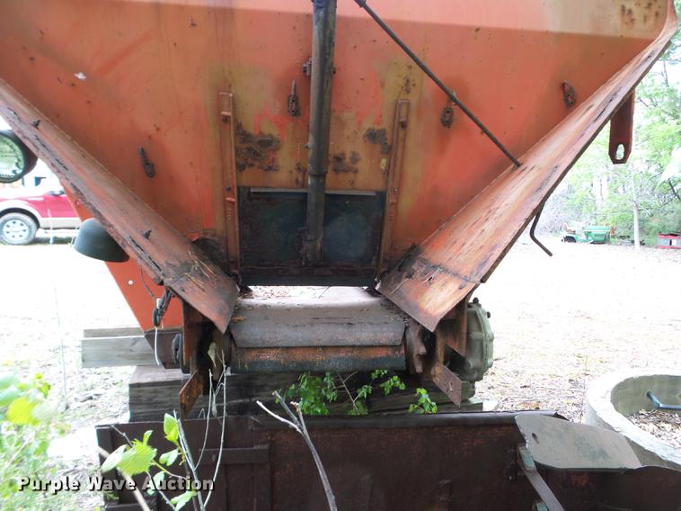 image for item DC4585 Spreader