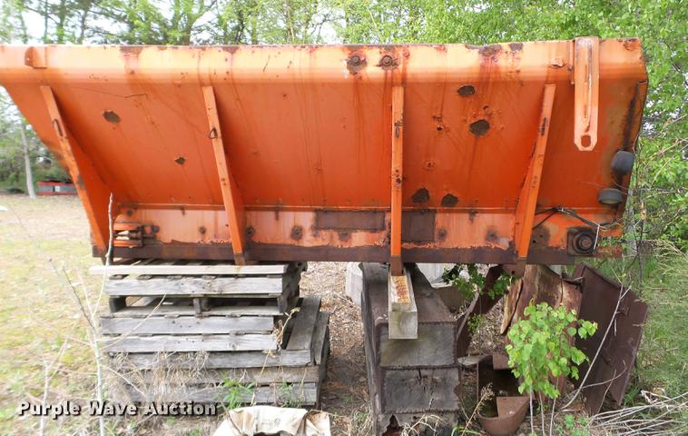 image for item DC4585 Spreader