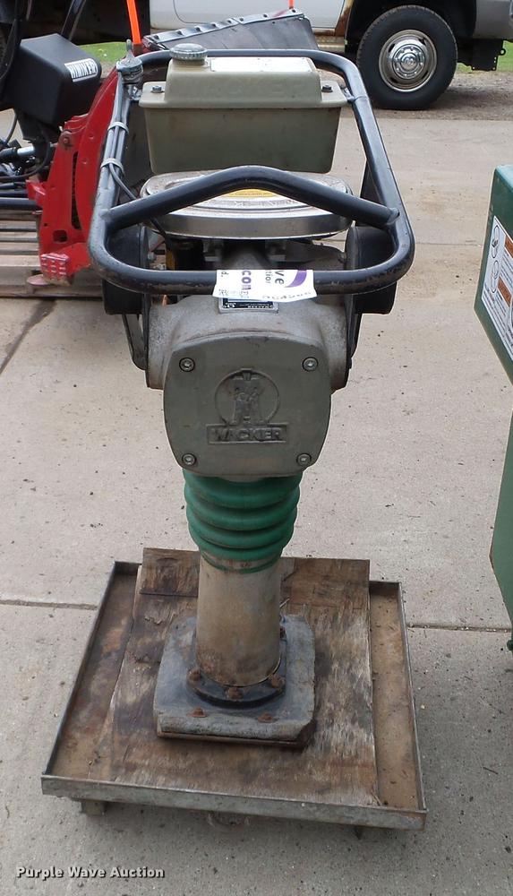 image for item DC4586 Wacker plate compactor