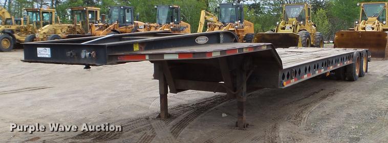 image for item DC4591 1994 Fontaine FLT-7-35HBT drop deck equipment trailer