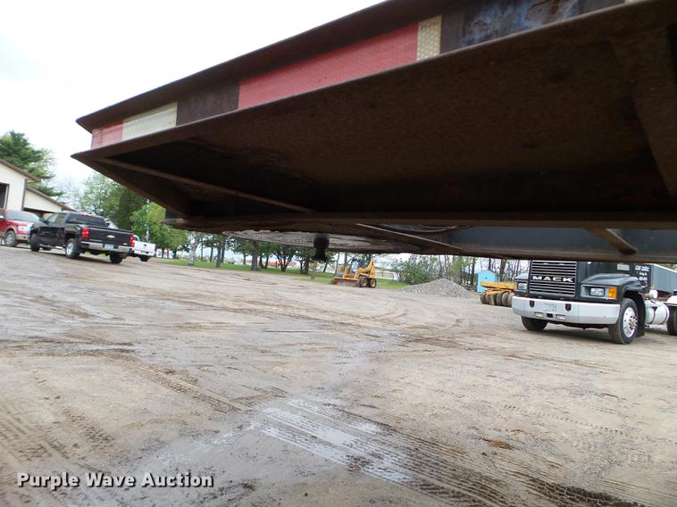 image for item DC4591 1994 Fontaine FLT-7-35HBT drop deck equipment trailer