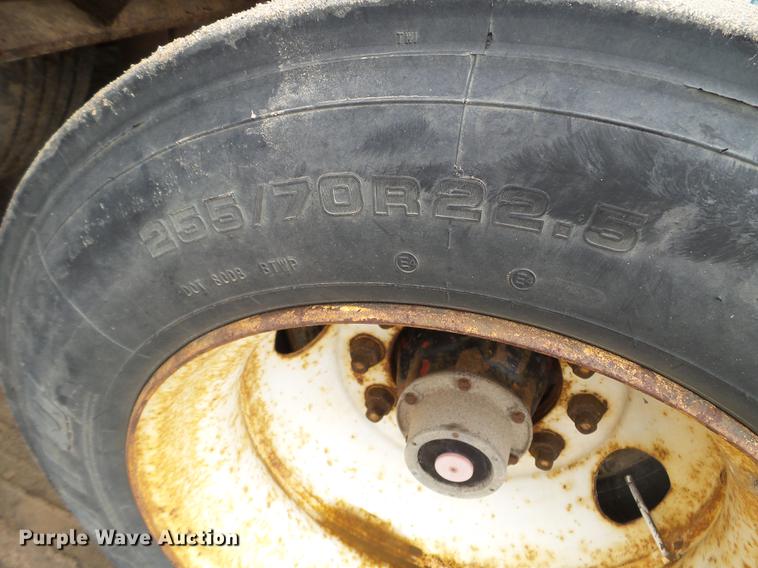 image for item DC4591 1994 Fontaine FLT-7-35HBT drop deck equipment trailer