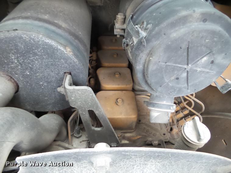 image for item DC4592 1999 Case 85XT skid steer