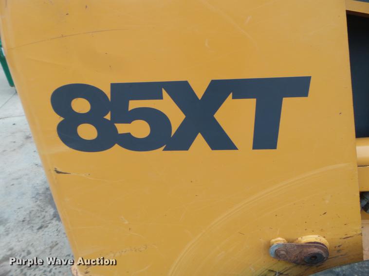 image for item DC4592 1999 Case 85XT skid steer