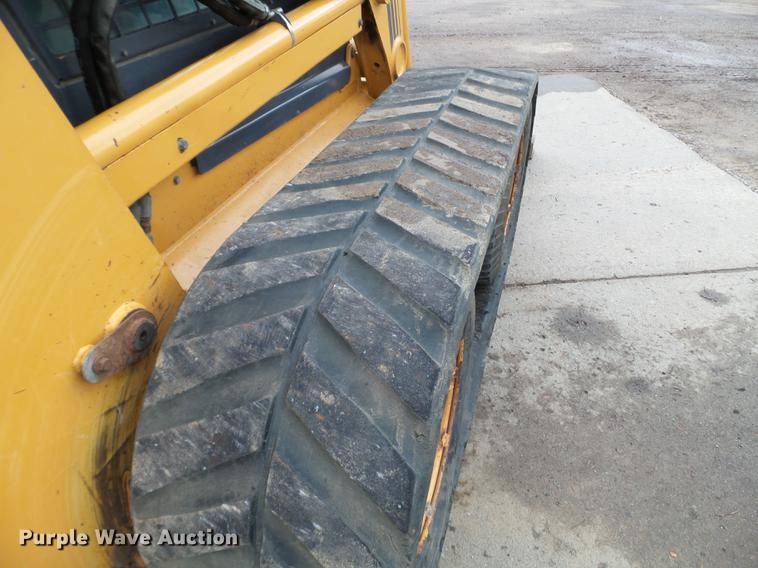 image for item DC4592 1999 Case 85XT skid steer