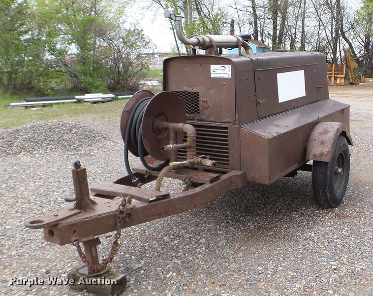 image for item DC4594 Leroi 175SDED air compressor