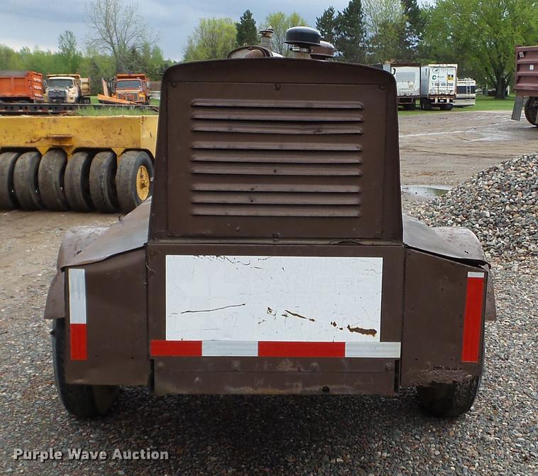 image for item DC4594 Leroi 175SDED air compressor