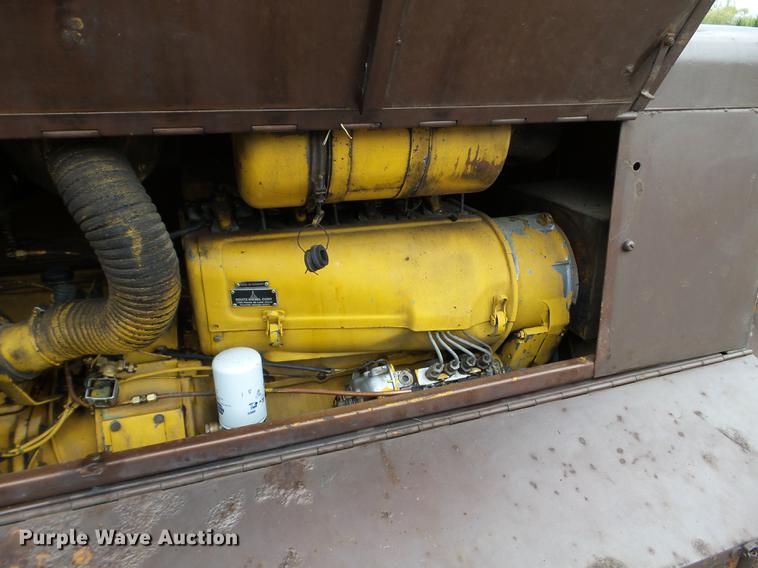 image for item DC4594 Leroi 175SDED air compressor