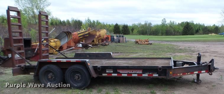 image for item DC4596 2002 Towmaster T14-DD equipment trailer